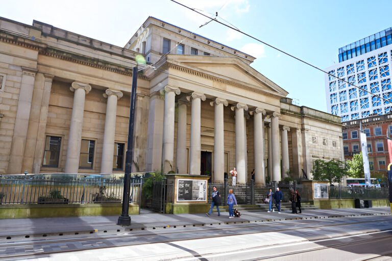 Places to Visit in Manchester for Free, manchester art gallery