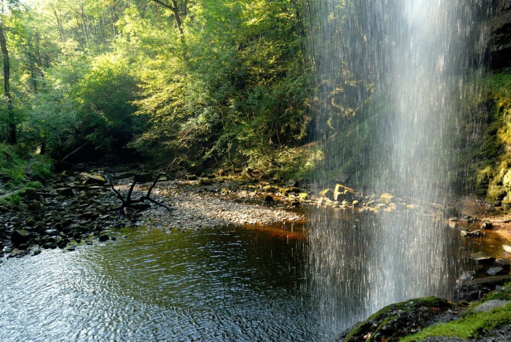 Sgwd yr Eira, waterfall in south wales