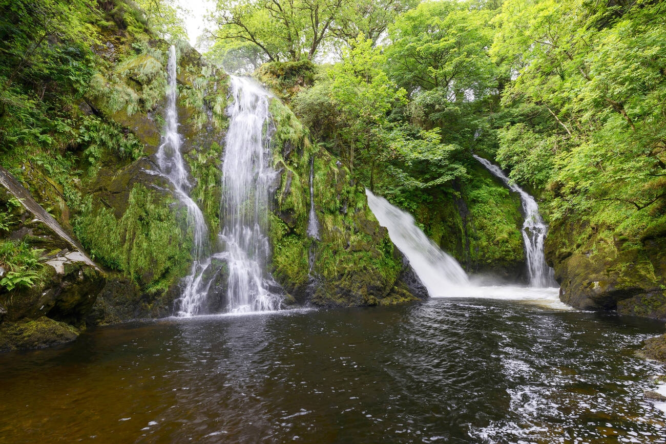 ceunant mawr waterfall, Ceunant mawr waterfall hike, Ceunant mawr waterfall directions