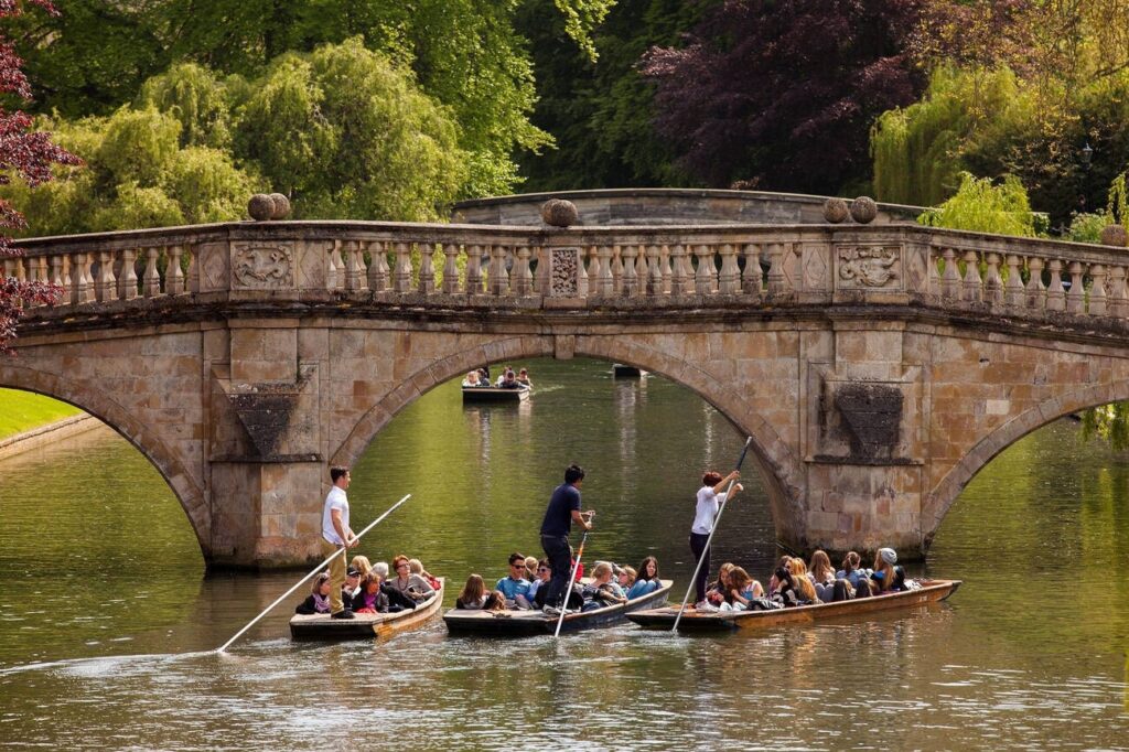 Best Day Trips from London by Train, cambridge